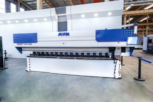 Vertical V Grooving Machine  ADHK-1500-4000